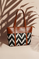 Trendy Canvas Tote Bag women Pakistan